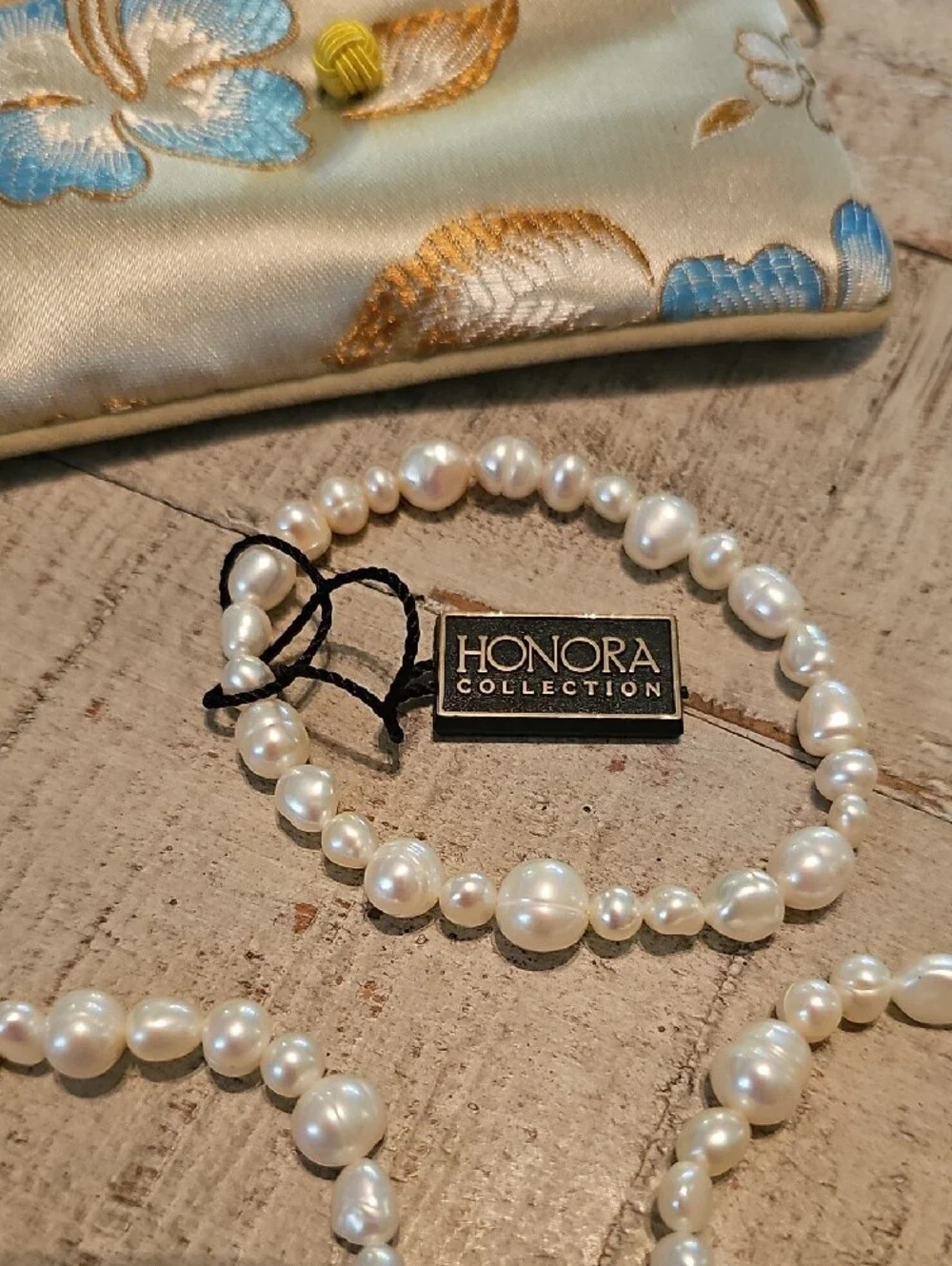 Honora Collection Cultured Pearl Bracelet Trio with Silk Pouch ✨️ NEW ✨️